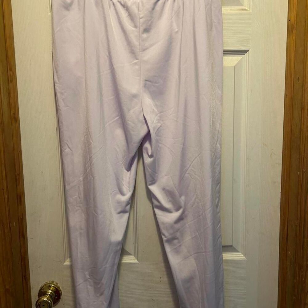 Puma Women's White and Purple Joggers-tracksuits - Picture 4 of 4